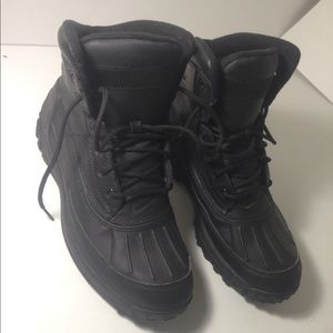 Nike Acg boots size 8
